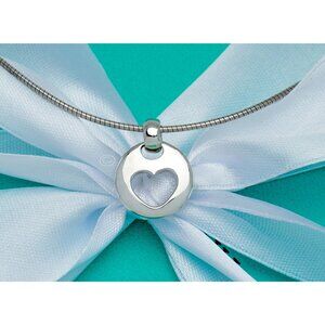 Tiffany & Co. Vintage 1999 Circle Heart Cutout Necklace Snake Chain Pendant 16"